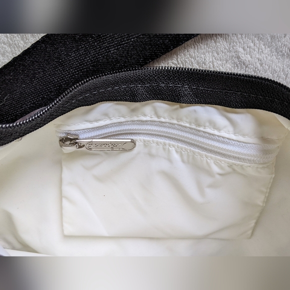 LeSportsac Anders Wenngren Print Shoulder Bag - Picture 3 of 7